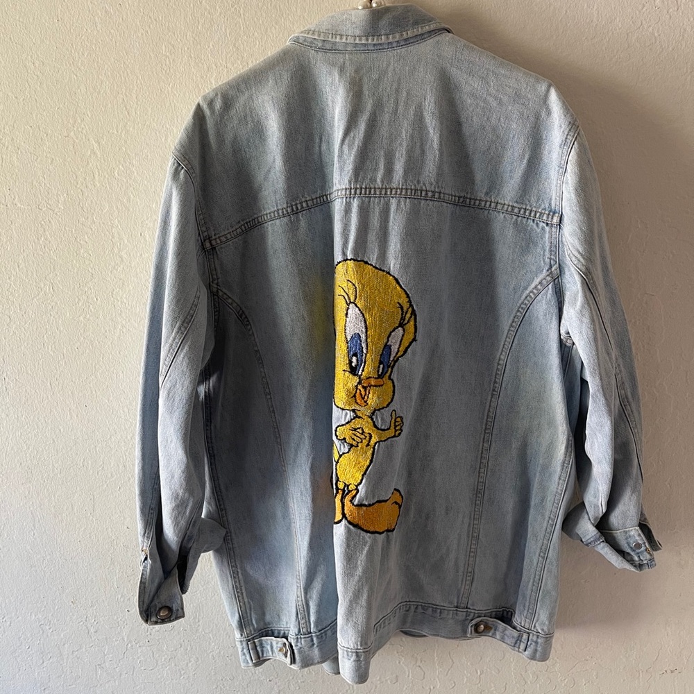 Women’s Vinatge Tweety Bird Jacket